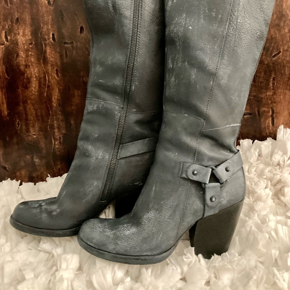 Kork Ease Genuine Distressed Leather 16” boot with a 3” heel size 8.